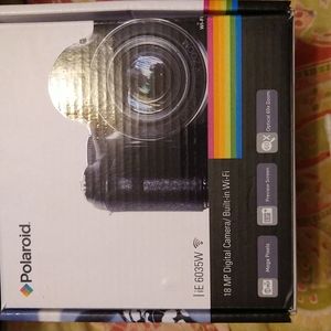 Polaroid 18 MP digital camera with built-in Wi-Fi, black
